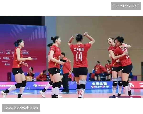 上海女排主场3-0完胜江苏 战至决胜场平 上海女排主场3-0完胜江苏 战至决胜场平